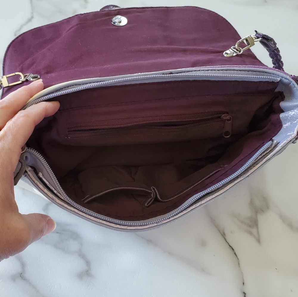 Purple & White Purse with stitching accents CUTE - Picture 13 of 16
